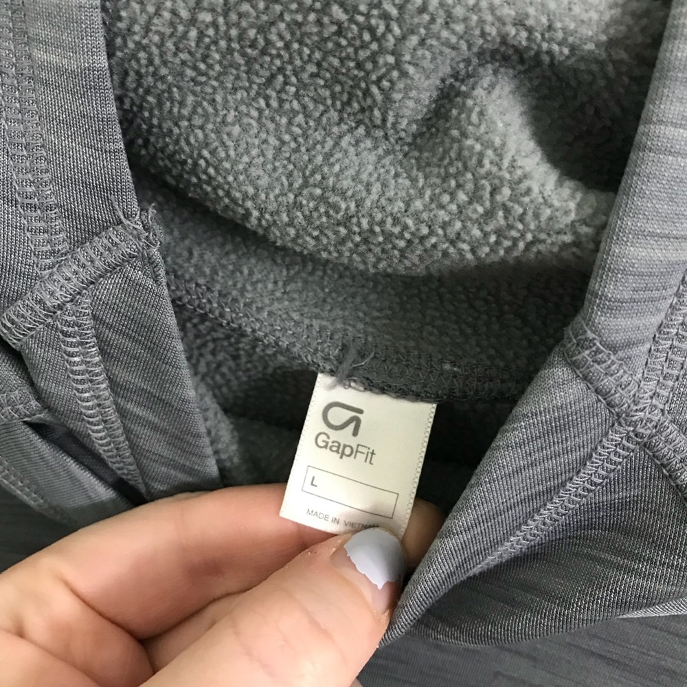 Gray Pullover From Gap Body Size Large - image 5